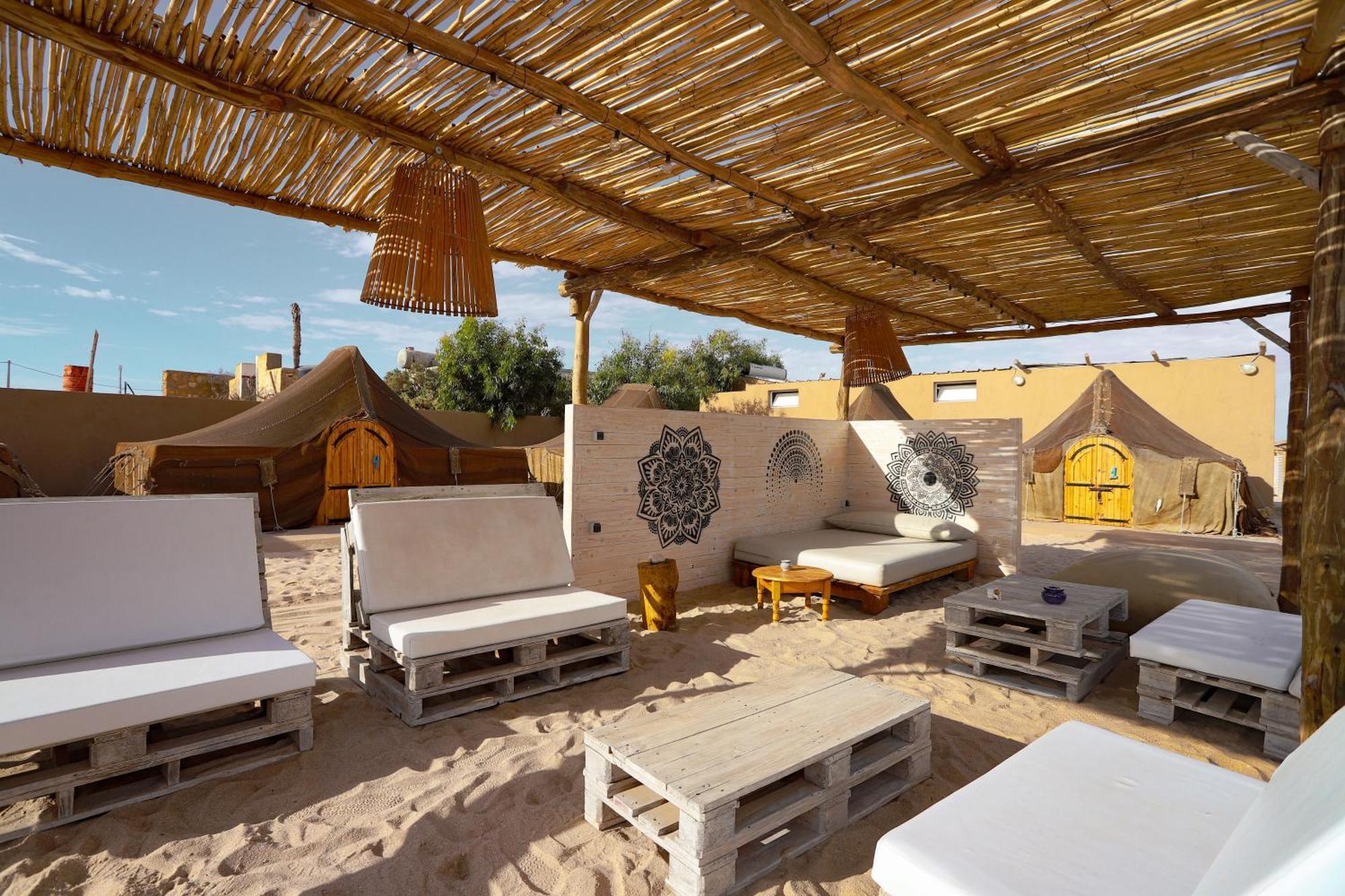 Ocean Vagabond Lassarga Hotel Дакла Екстериор снимка
