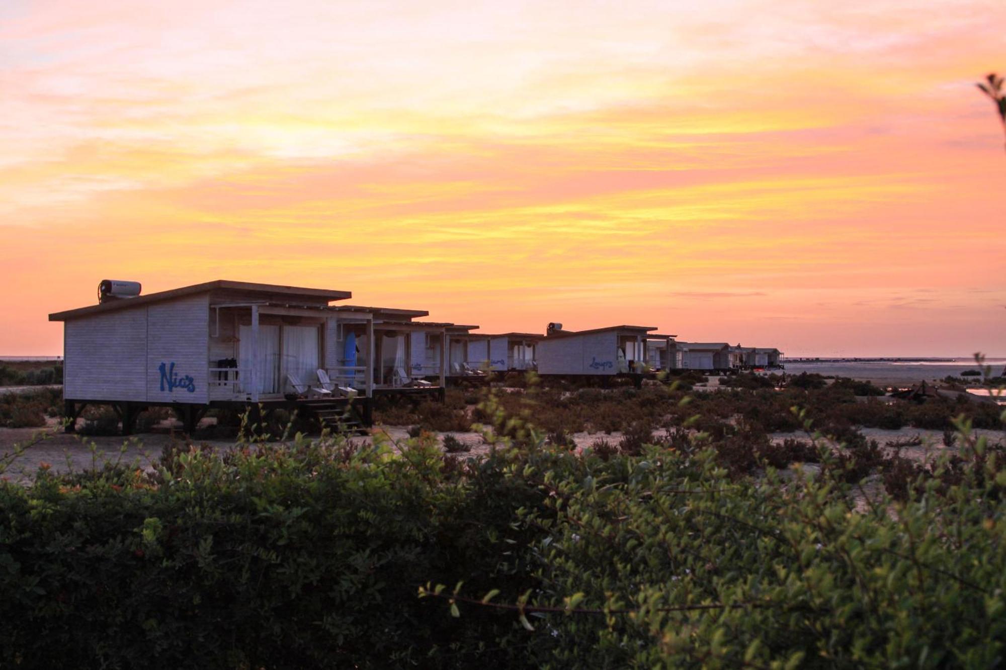 Ocean Vagabond Lassarga Hotel Дакла Екстериор снимка